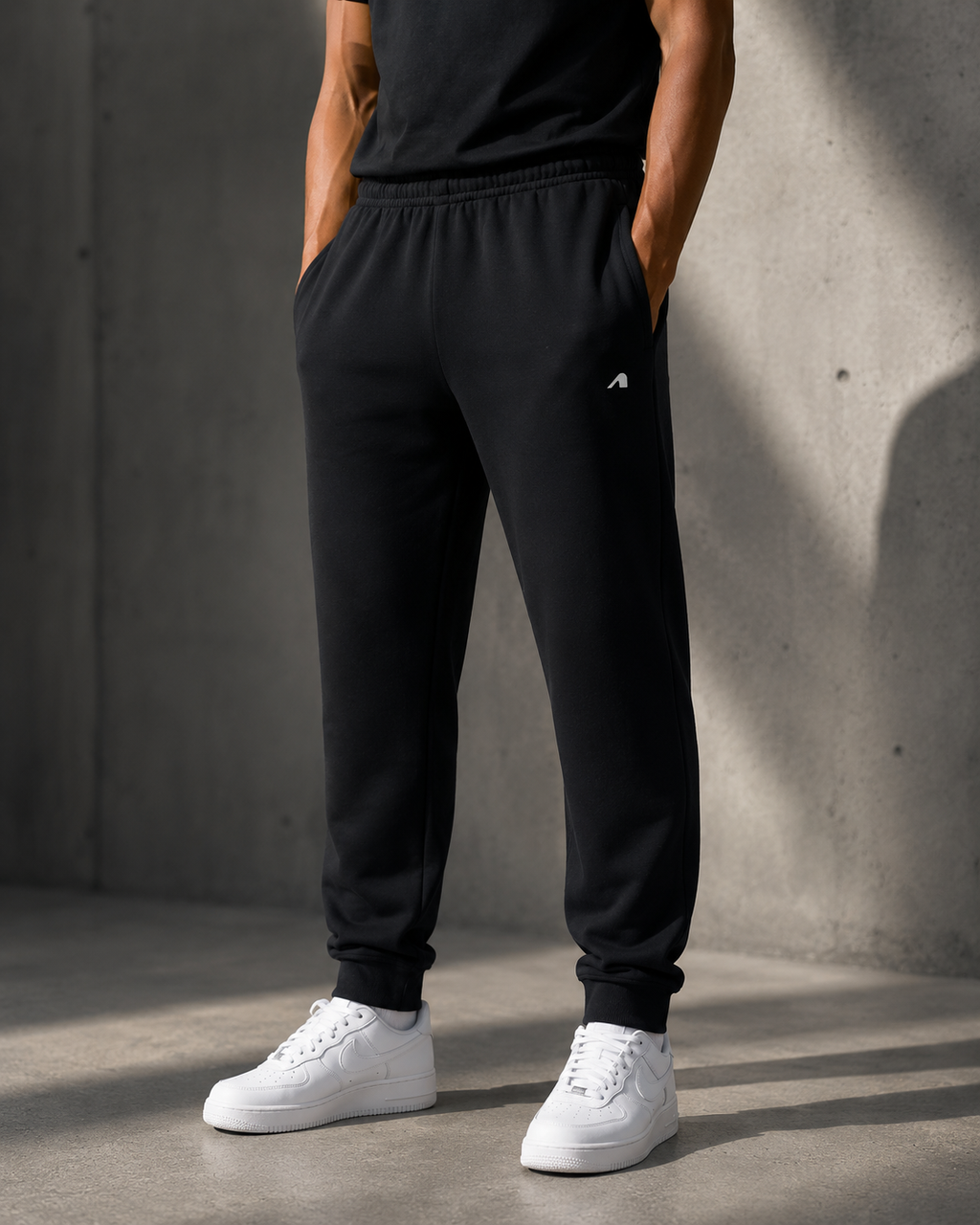 LOGO SWEATPANTS CLASSIC | BLACK